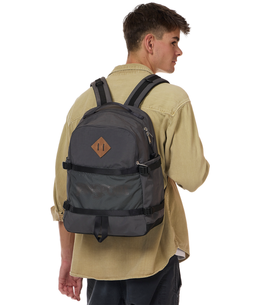 small-seattle-pack-h9 JS0A85VUDMX-MODEL.png