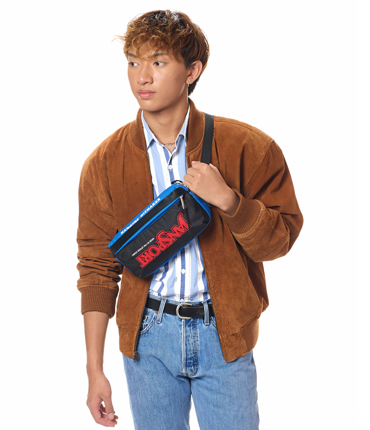 washington-waistpack-squawk-radio-t0 JS0A898CA2S-MODEL.png